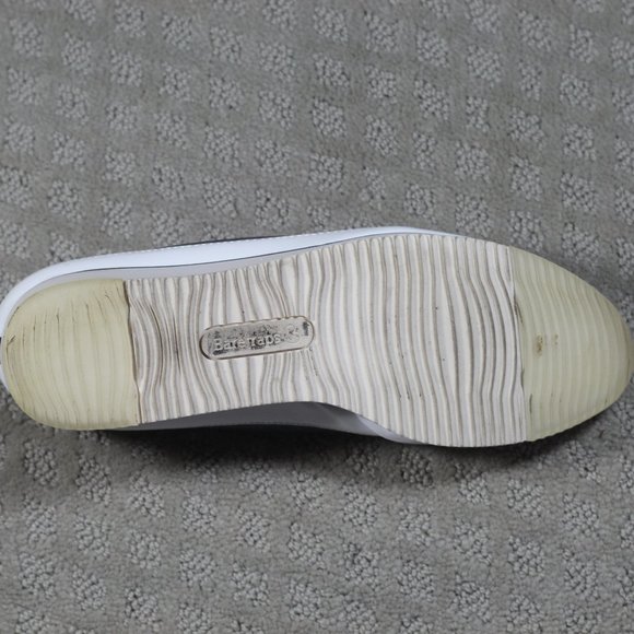 Baretraps Hope Women's 8M Blue Faux Snakeskin Embossed Heeled Loafers Shoes - Picture 6 of 6